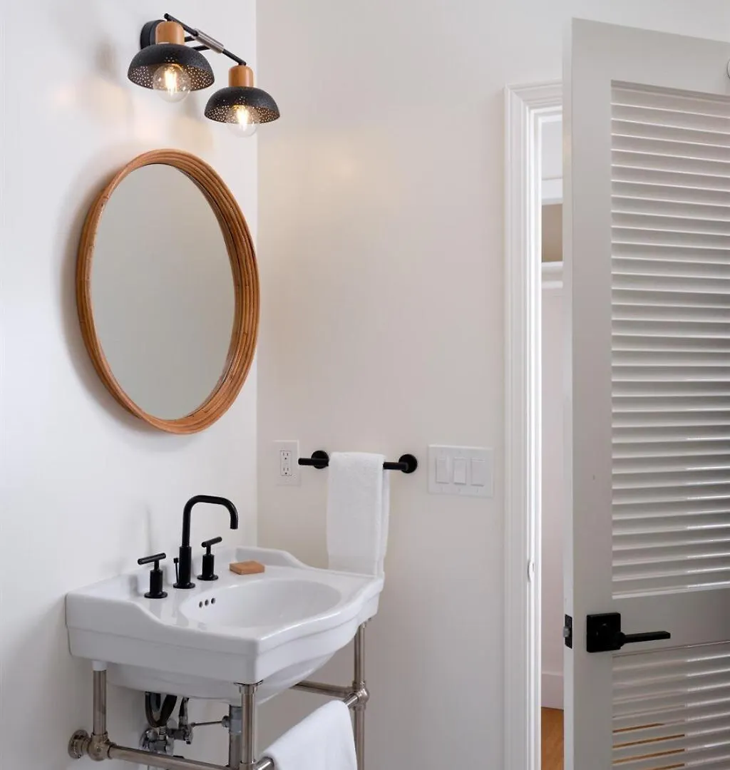 The Ulu Suite - Timeless Elegance, Free Breakfast! Wailuku United States