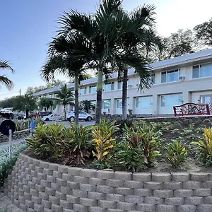 Unit 19 Maui Ohana Modern Wailuku