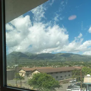 Unit 15 Maui Ohana Modern Wailuku