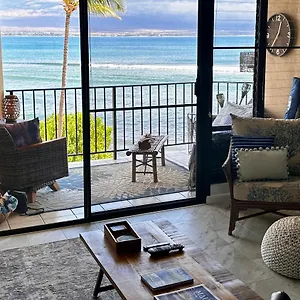 Place Is Different!! Award Winning! Oceanfront, View View! Wailuku